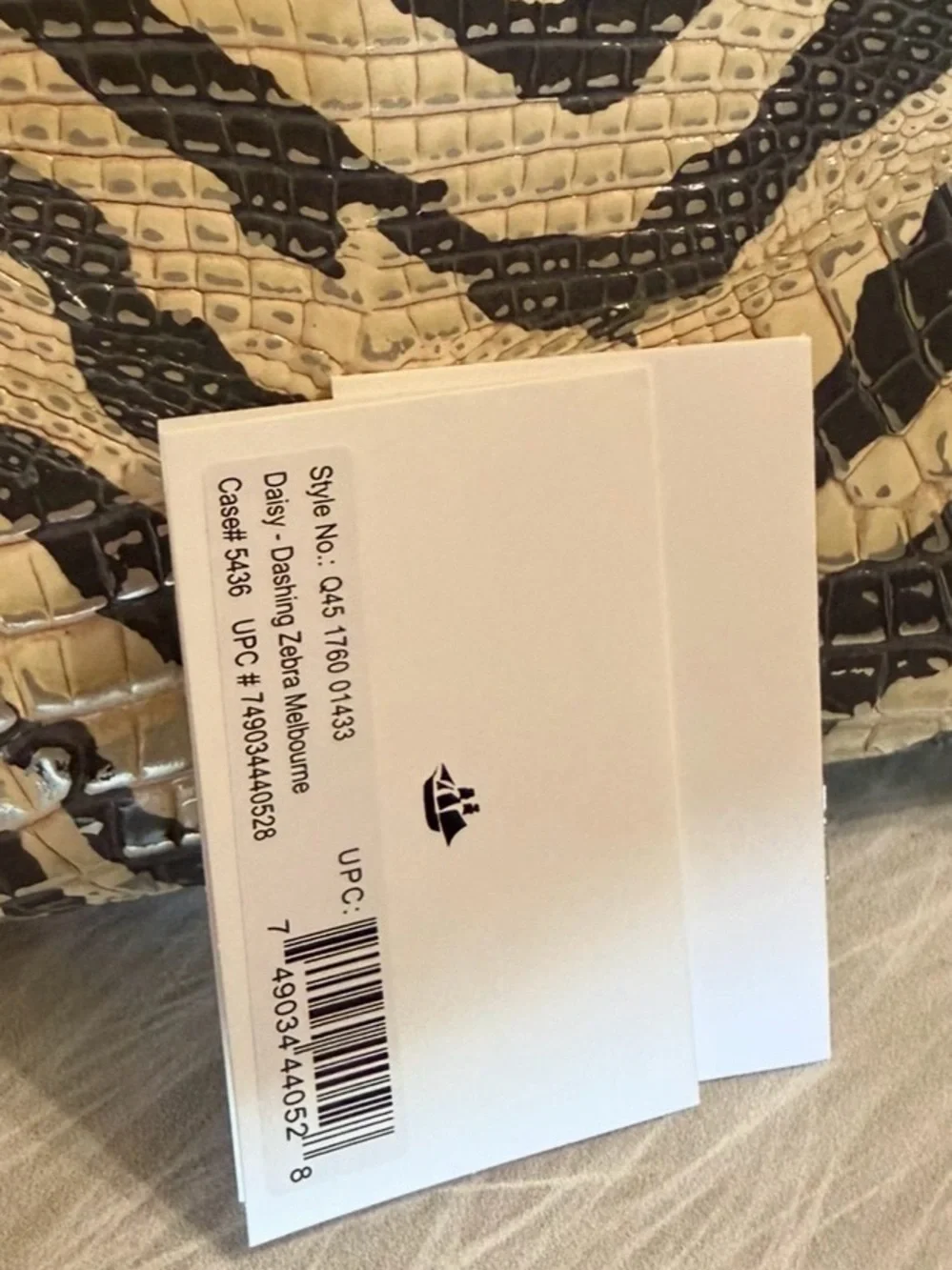 PERFECT EYE HTF BRAHMIN DAISY DASHING ZEBRA MELBOURNE same as EVERLASTING ENCOUR